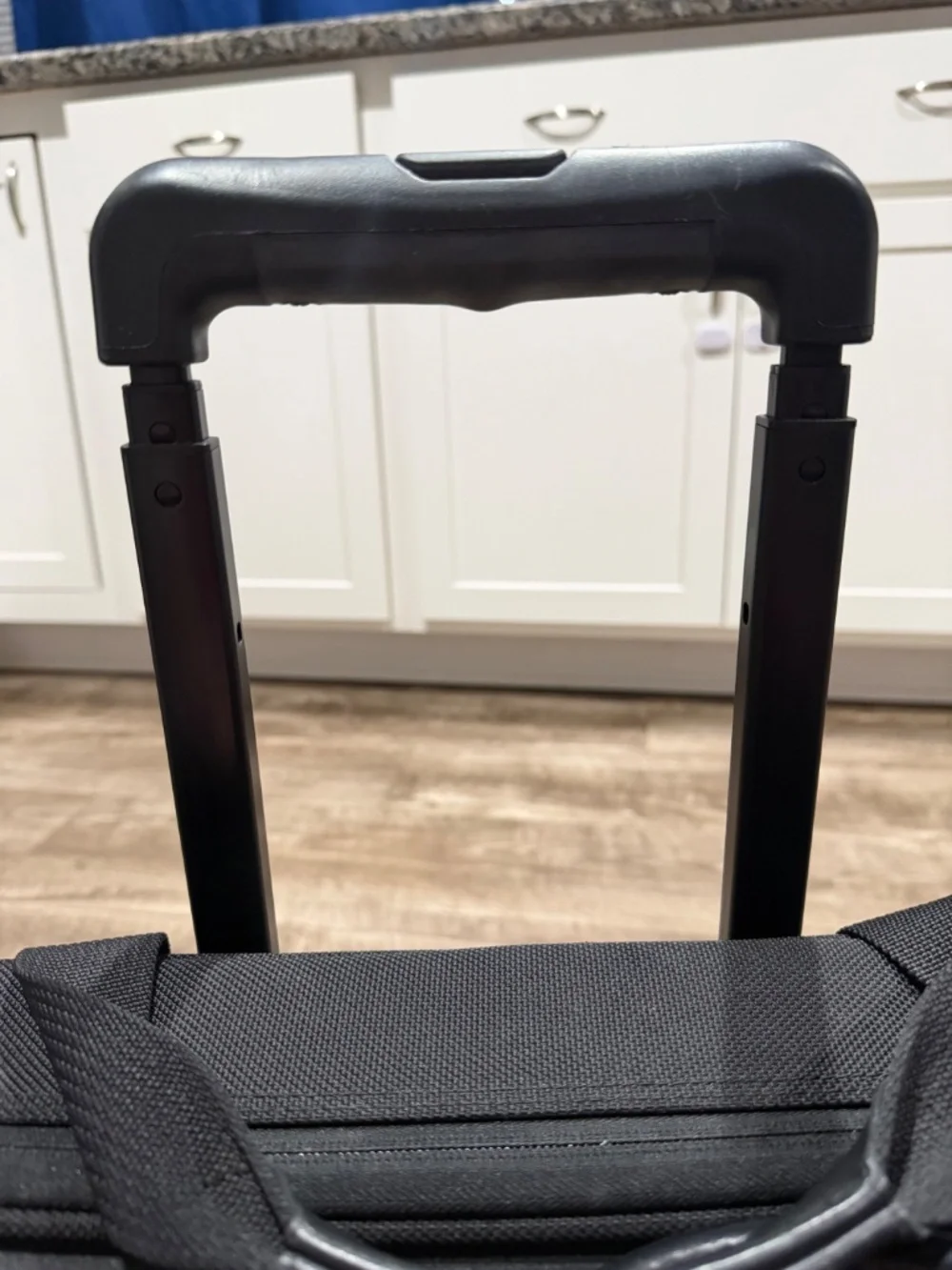 Briggs & Riley Black Rolling Wheeled Carryon Bag Laptop Travel Luggage